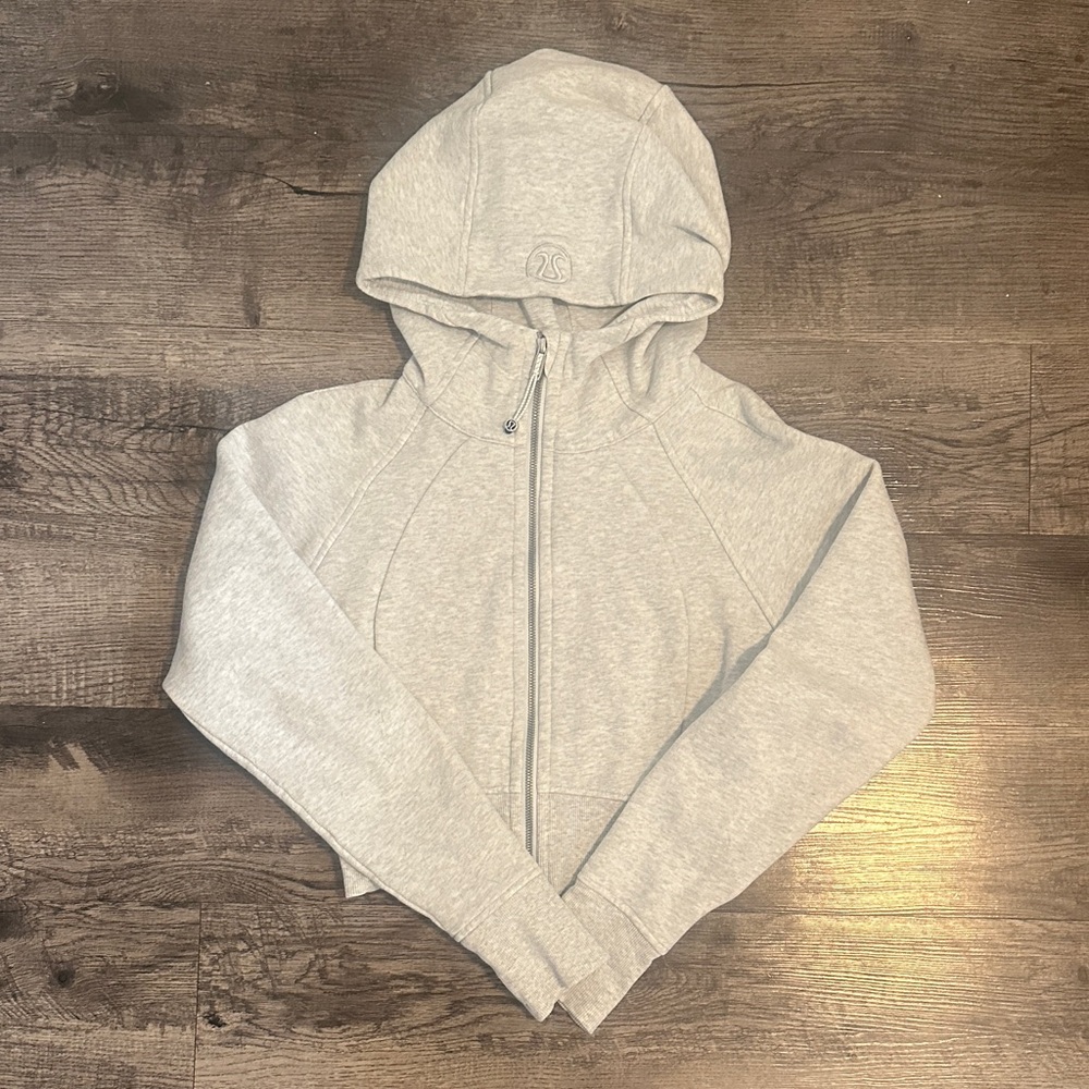 Lululemon cropped scuba hoodie size 6